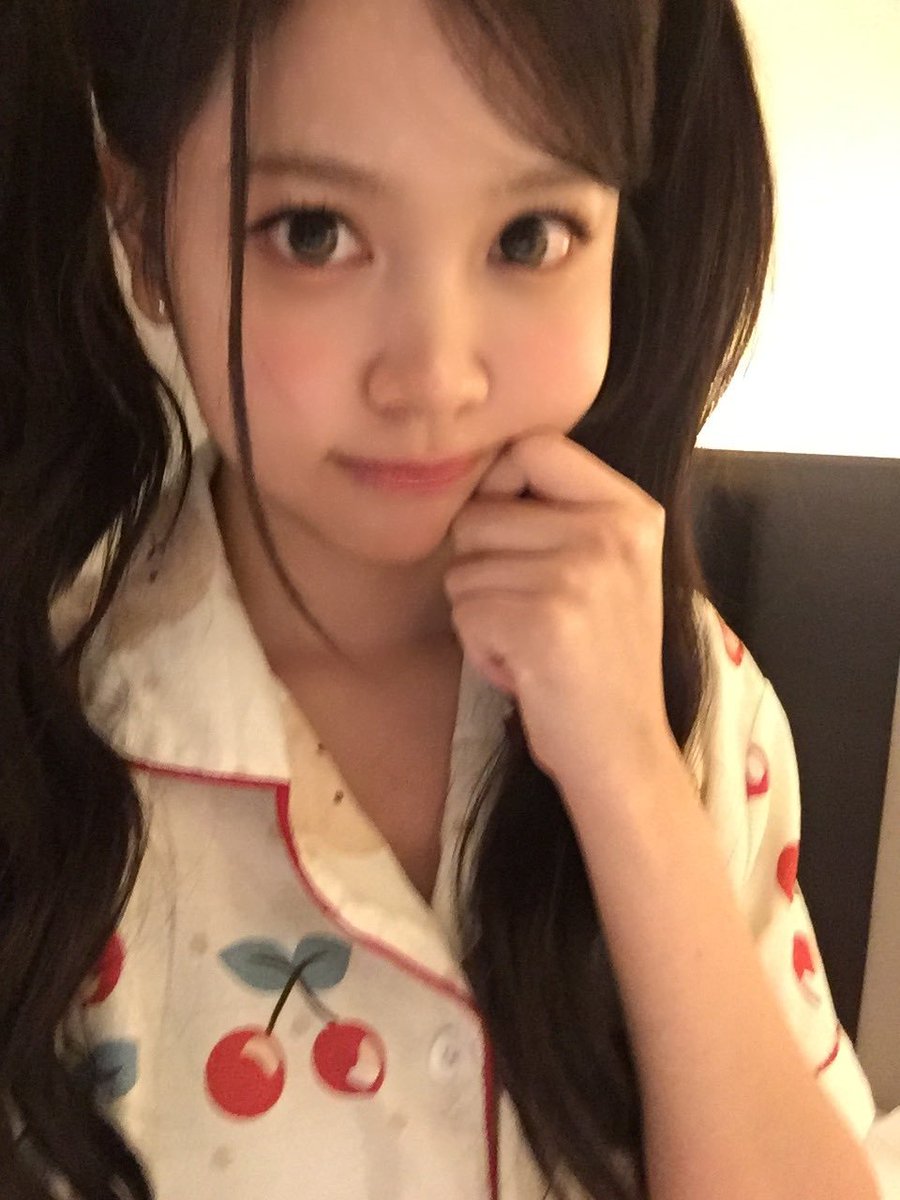 kwrmen's tweet photo. ㅤㅤㅤㅤ
ㅤㅤㅤㅤpreserved lucky leaf!  𑣿 
ㅤnot mean to be remembered loudly
 ㅤ  but-to-be recalled gently, as time
ㅤㅤㅤㅤslowly moves on (🧷..)
ㅤㅤㅤㅤ
ㅤㅤㅤㅤㅤㅤ◌ hair left tousled by time
ㅤㅤㅤㅤㅤㅤ◌ he gaze of a gentle girl
ㅤㅤㅤㅤㅤㅤ◌ with no expectations https://t.co/uvHberSQUs