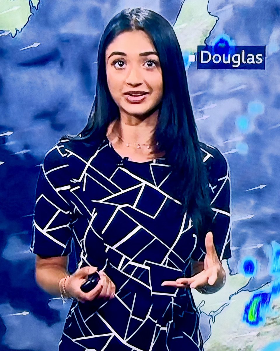 raymach1's tweet photo. ISHANI
#IshaniMistry
#NorthWestWeather https://t.co/vs1F85eDmI