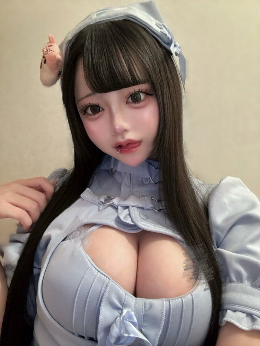 b9o86v's tweet photo. メンヘラだけどたくさん愛して💕
#裏垢女子 #裏アカ女子 #裏アカjd #裏アカ男子と繋がりたい #地雷系女子 https://t.co/H8YkTDG5y7