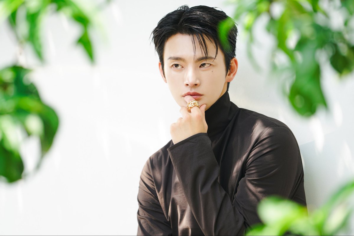 storyjcompany's tweet photo. [#📝]
서인국♥럭셔리

📸 https://t.co/Owe4zzTvWH

#서인국 #SeoInGuk #ソ・イングク @Whatsup_Inguk 
#럭셔리 #LUXURY #화보 #비하인드  
#스토리제이컴퍼니 #Storyjcompany #네이버블로그 https://t.co/bjbjRbqE9X