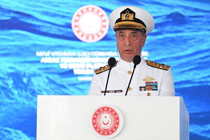 AksanSertac's tweet photo. #Donanma
- Yüksek Askeri Şura -
Deniz Kuvvetleri Komutanı Oramiral Ercüment Tatlıoğlu'nun görev süresi 1 yıl uzatıldı. 🚨🚨 https://t.co/hDf59YHL47