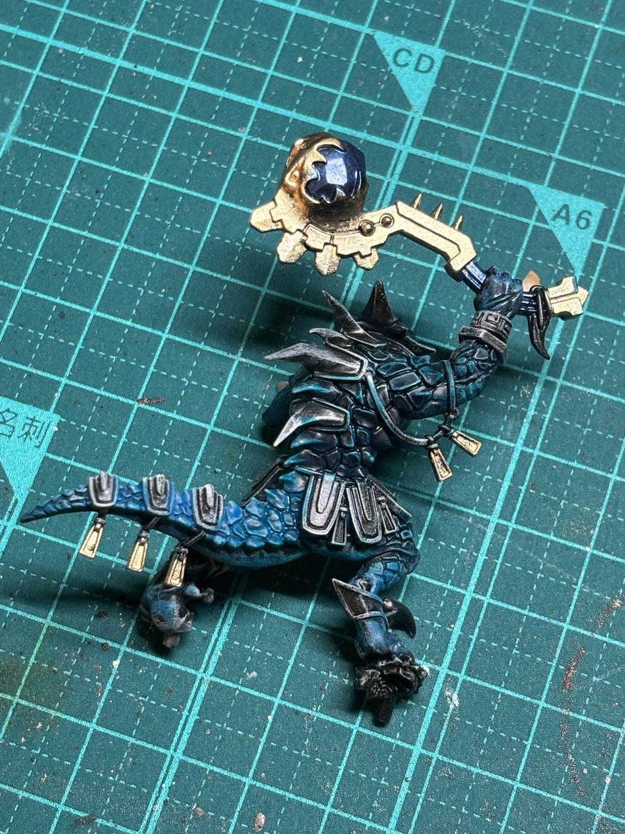 juuichiXI's tweet photo. イツルの顎WIP
ちっちゃいやつを乾かしてる間にリーダー
グラデーションにしようと思ったけど境目が微妙すぎた

#ウォーハンマーAoS https://t.co/MbIK9DQU7s