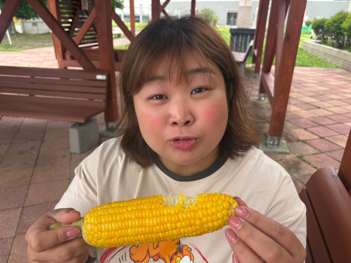 yuu_tjp's tweet photo. 盛れる角度なんかよりもありのままの臨場感あふれる写真を撮ってくれます、夫。 https://t.co/PVvxXENEhm