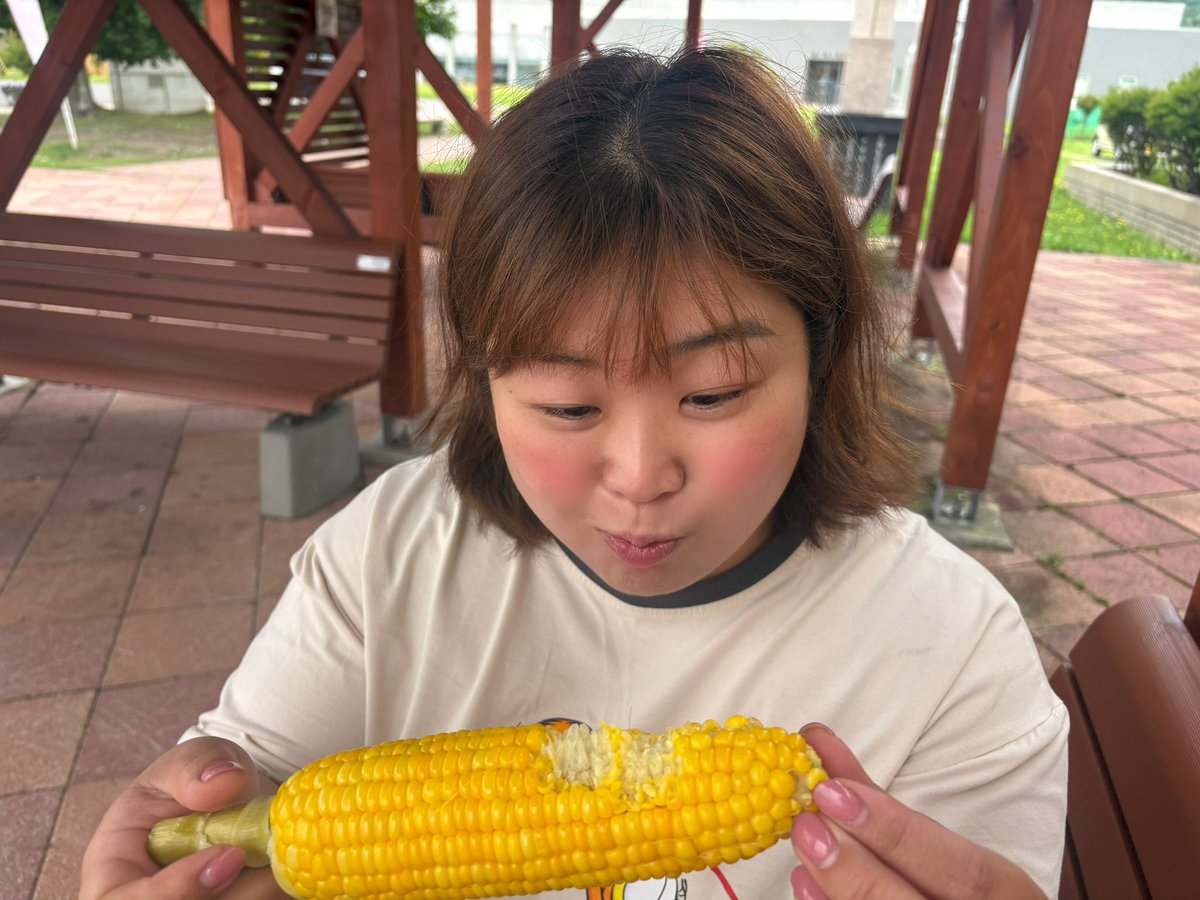 yuu_tjp's tweet photo. 盛れる角度なんかよりもありのままの臨場感あふれる写真を撮ってくれます、夫。 https://t.co/PVvxXENEhm