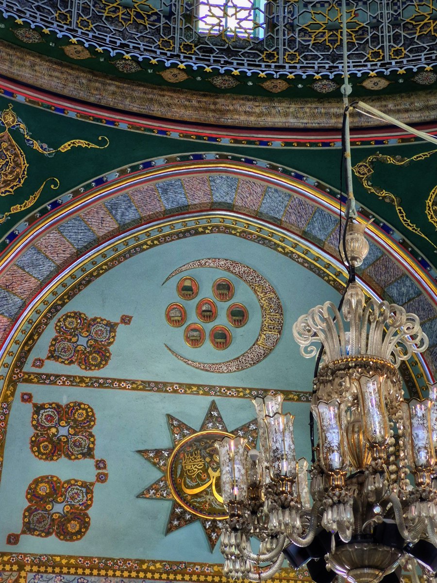 el_farukk's tweet photo. Meşhur merdivenleri ve tac-ı şerifleri ile Yeşil Camii
📍Kütahya https://t.co/fur0HqdqY2