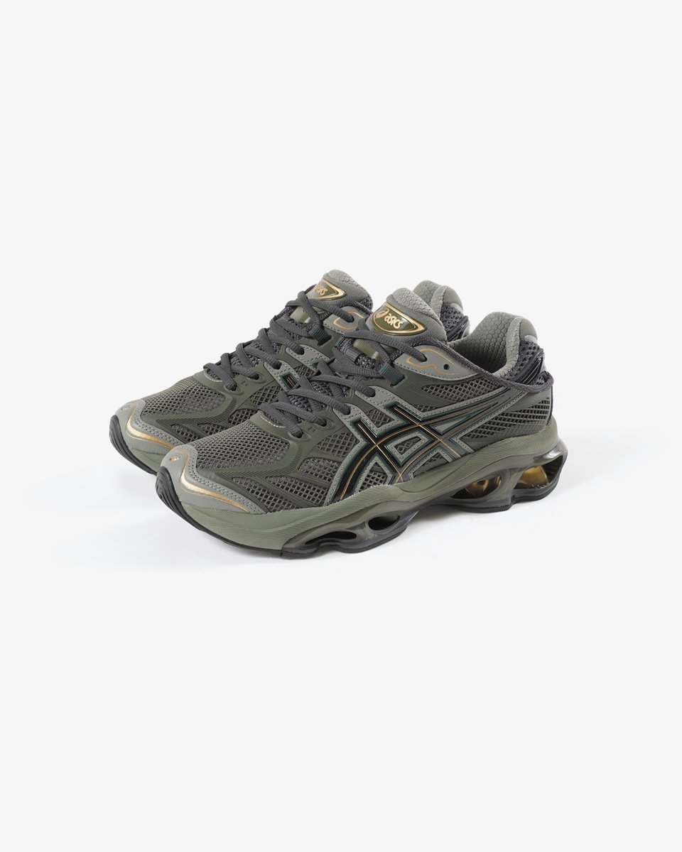 KicksLab_jp's tweet photo. 【 New Arrivals l 新入荷 】ASICS SPORTSTYLE l “GEL-KINETIC 2.0” Obsidian Grey/Olive Canvas l Available on the August 7th in Store and Online Store. #KICKSLAB #キックスラボ
商品ページはこちら▼
https://t.co/V7xnoN4aPd https://t.co/urNig2DCbM