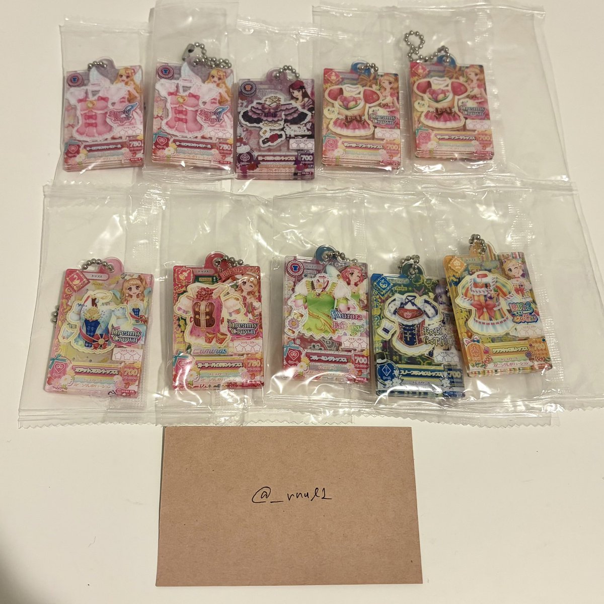 __rrul1's tweet photo. «交換»アイカツ だれでもアイドル活動 アクリルチャーム ガチャガチャ

求⌇おとめ(同異種) 凛 まどか

譲⌇画像参照

⚪︎郵送希望📮
⚪︎2点~   同弾、別弾◎

検索からでもお気軽にお声掛け下さいませ！ https://t.co/fV2b4GQIJe