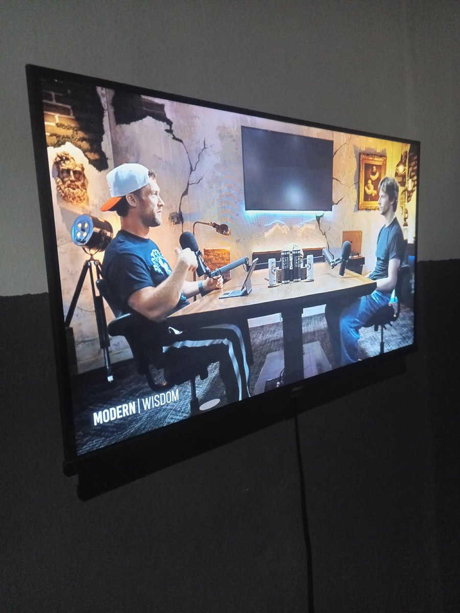 Ko_ray_de's tweet photo. @ChrisWillx made it easy for me to choose podcast over Netflix. Handsome dude with british accent 😊 https://t.co/nEfvQdFdVU