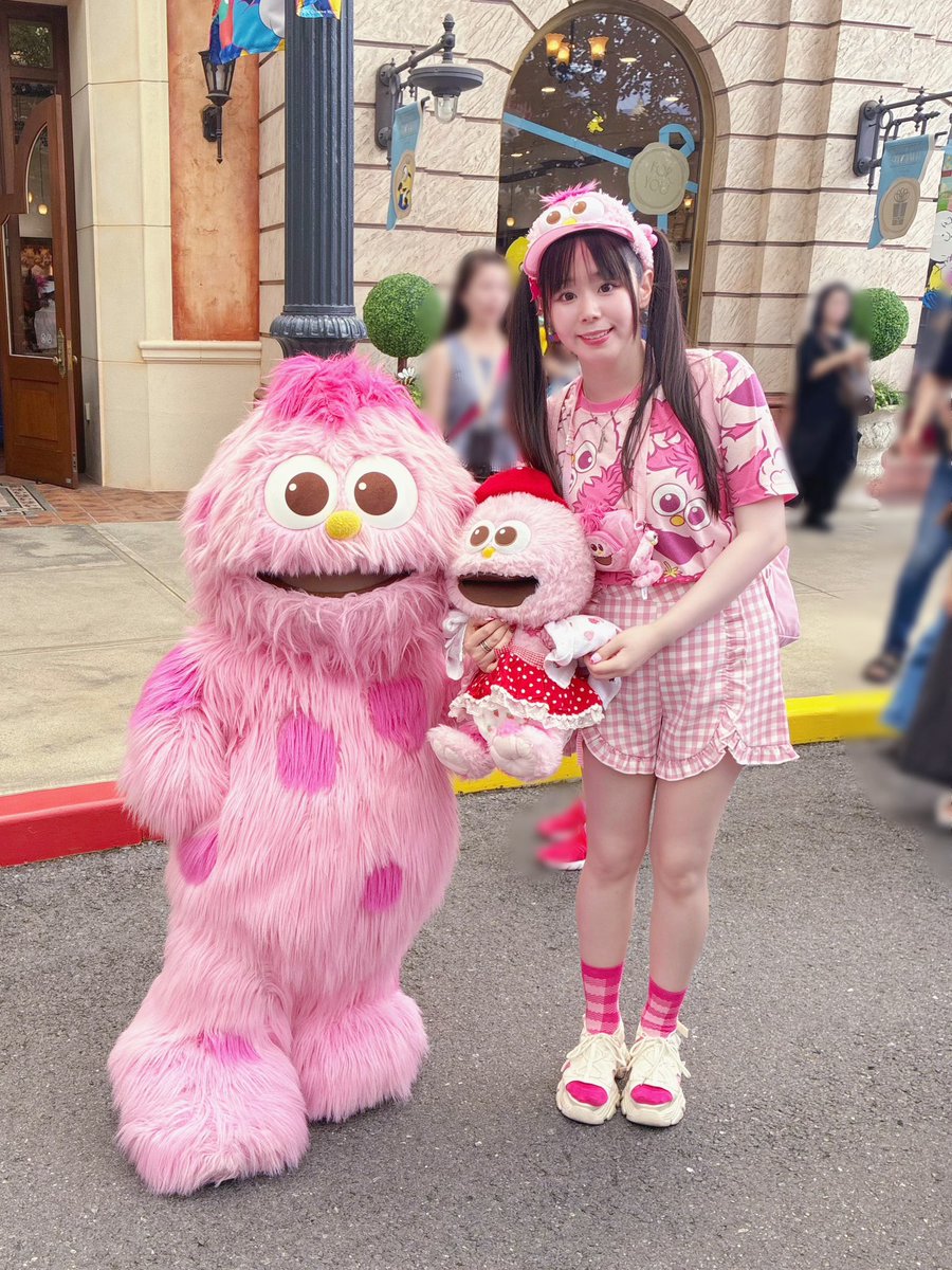 Momoppy_pink's tweet photo. アビーちゃんに見られた👀🩷

#モッピー 
#usjファン https://t.co/fkP4jl4kEh