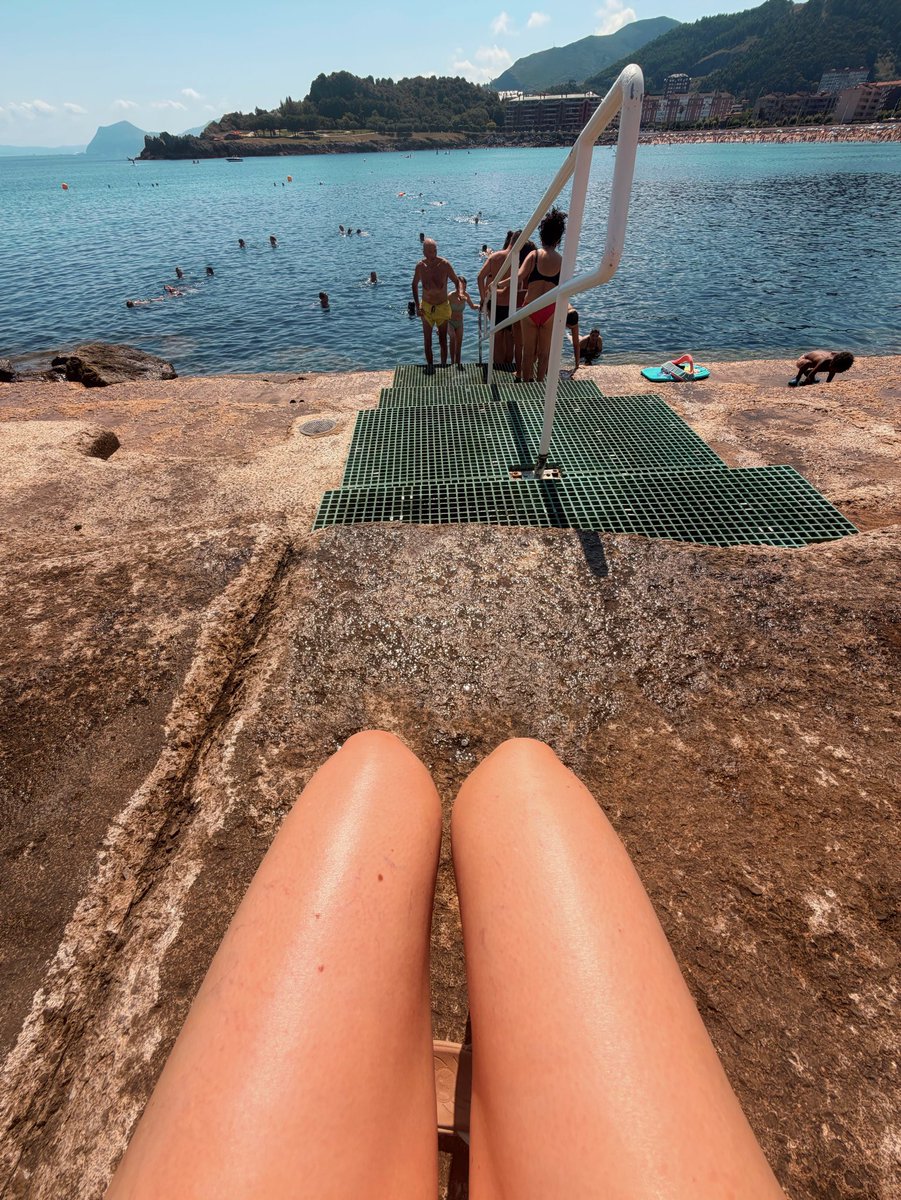 BloodyMaryhell0's tweet photo. Nada mejor que un baño después de entrenar !!! 💪🏻💪🏻💪🏻😍😍😍… https://t.co/gfOxjpg0Og