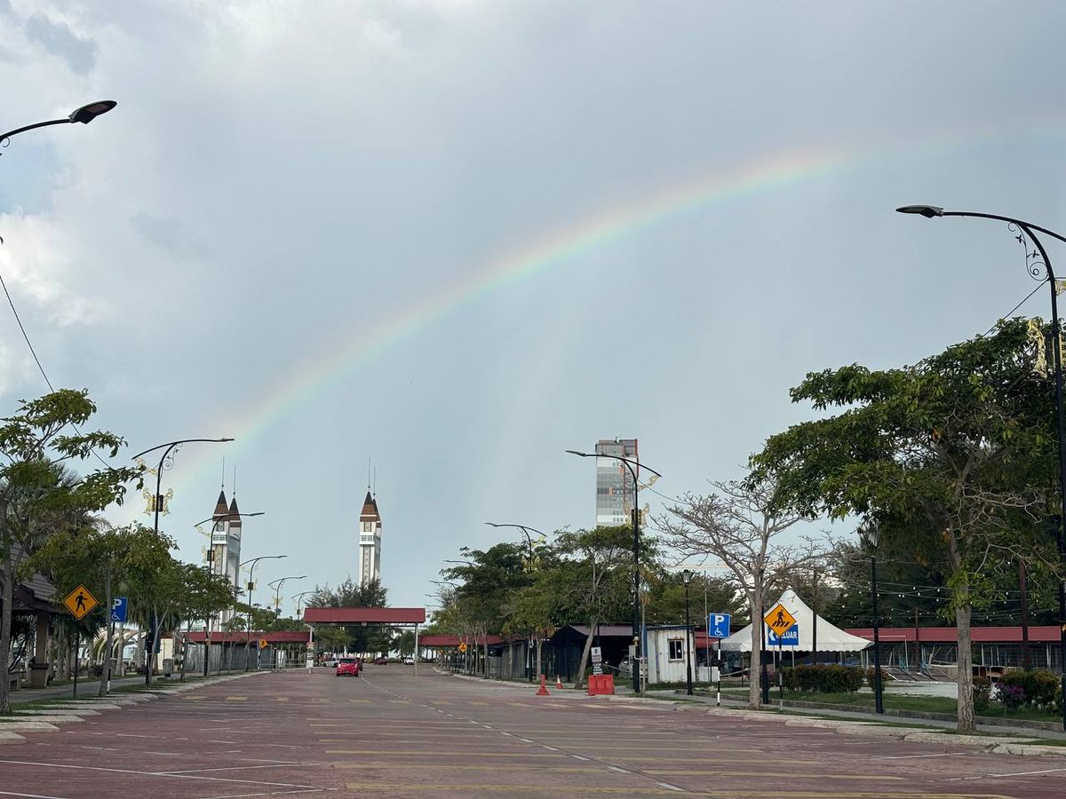 MidnightCempaka's tweet photo. View petang 🫶🏼 https://t.co/LkArnG81cd