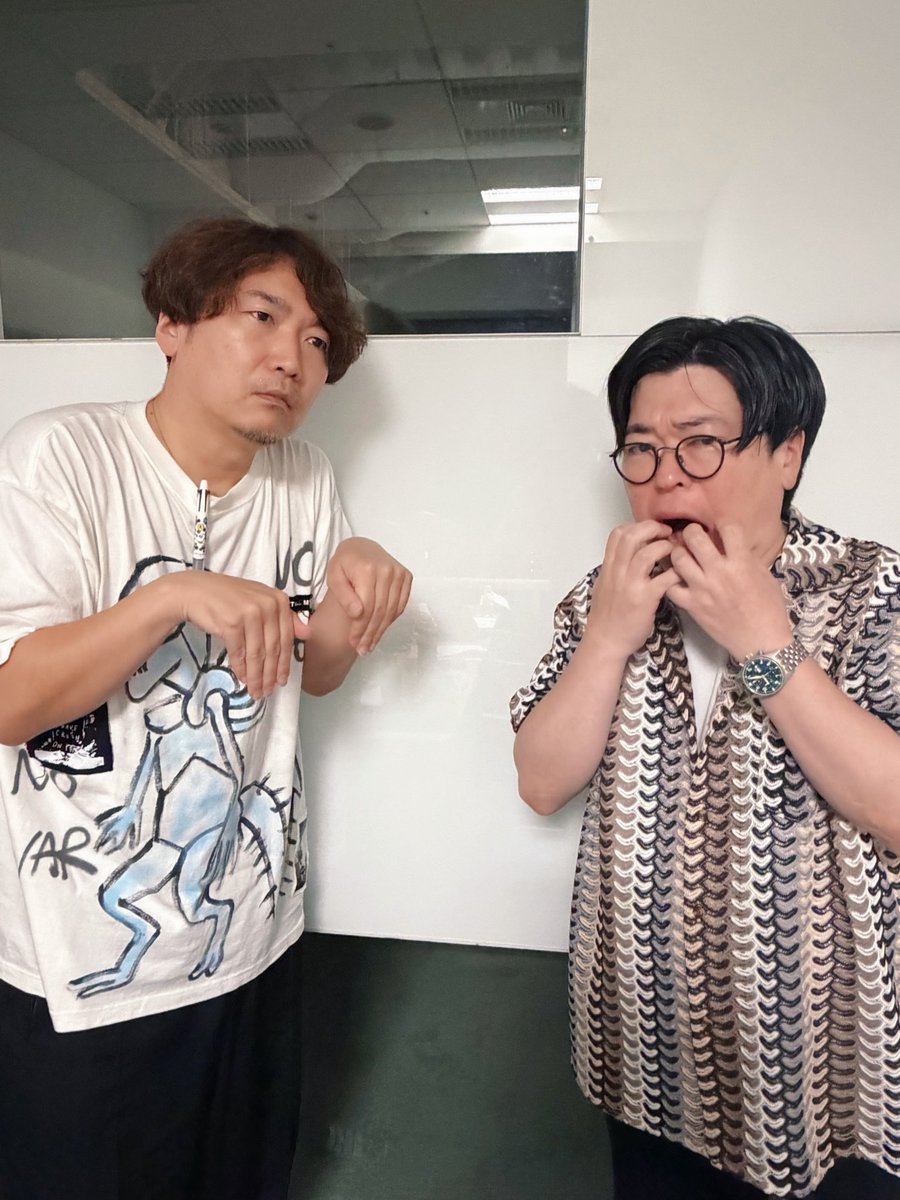 konishihantarou's tweet photo. ふたり漫画部！！#10 配信されました！
https://t.co/ghY62wZvZa

納涼🎐ホラー漫画特集を開催！

収録中に怪現象？も…😱
ぜひ会員登録して全編お聴きください👻

#ふたり漫画部
#小西克幸
#天津飯大郎 https://t.co/KzHVoZXT3b