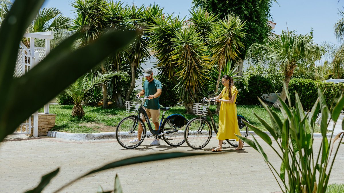 LordosBeach's tweet photo. Explore beautiful Larnaka on two wheels 🚲
Rent a bicycle from our Front Office and discover the coastline at your own pace.
https://t.co/WrfsT7ieao
#LordosBeachHotel #Larnaka #Cycling #BeachfrontHotel #CyprusSummer #Cyprus #HolidayMode https://t.co/EDKNTDa8e2