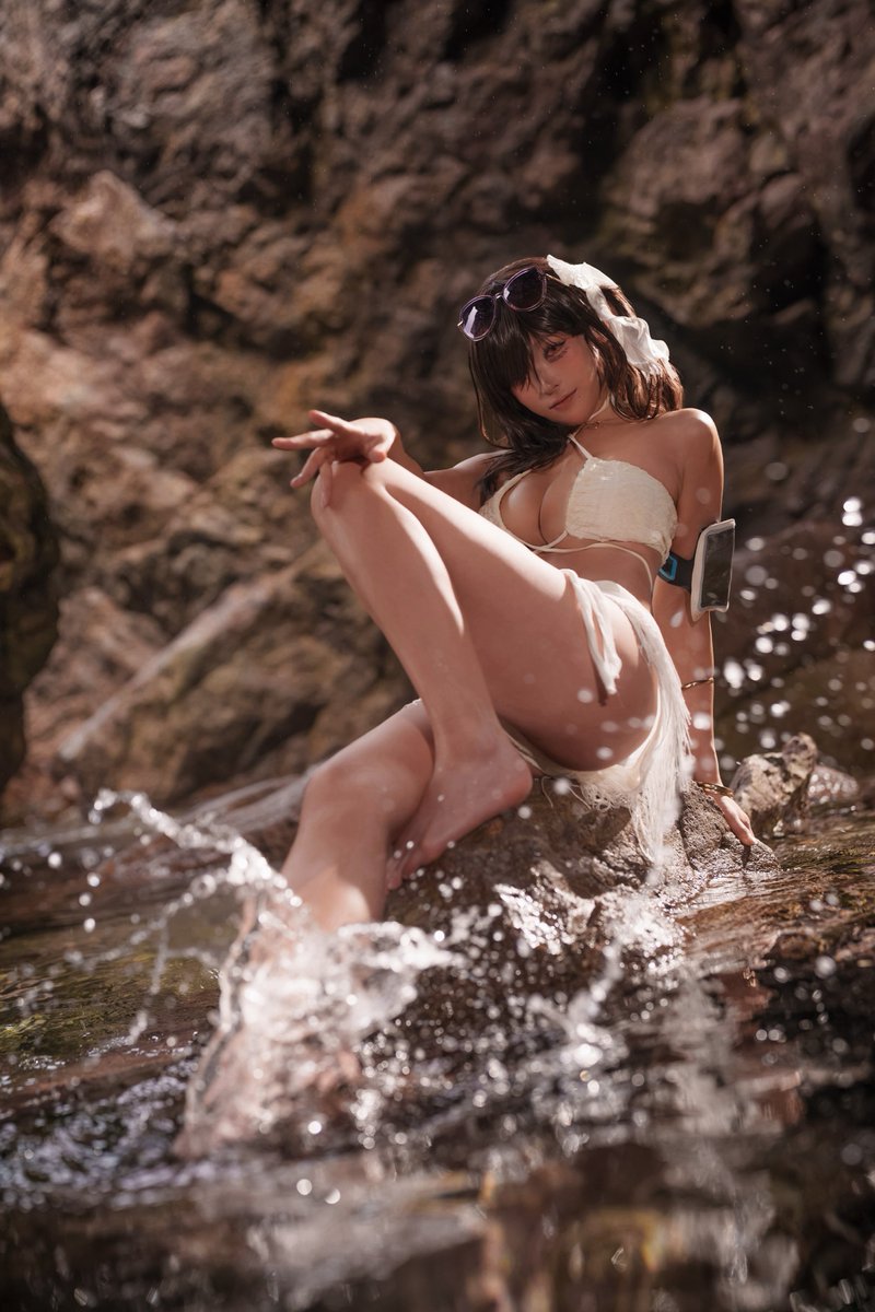 aya_cos_ache's tweet photo. 勝利の女神NIKKE/ナガ リングアンサンブル

 #NIKKEcosplay
 #NIKKE https://t.co/qZIhrqpvnB