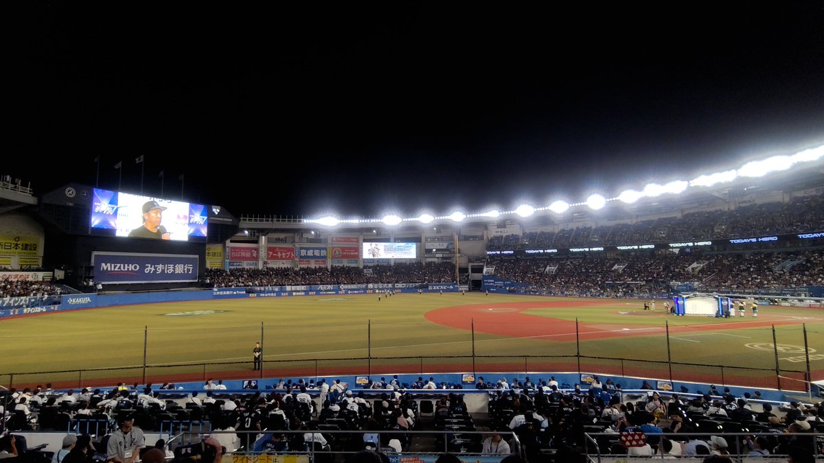 YJ9BrPM3bJ98704's tweet photo. 益田投手、名球会入り本当に本当におめでとう御座ゐます https://t.co/vfs4qAgmTa