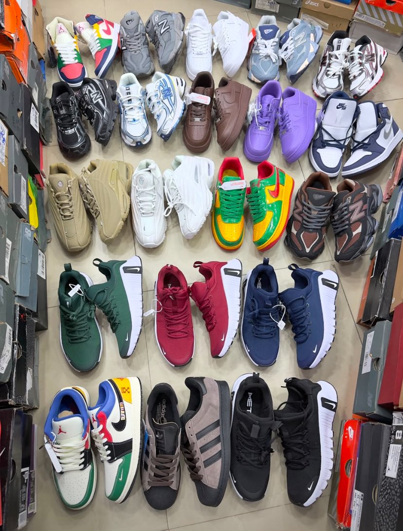officialskimps's tweet photo. Your shoes speak before you do.

Invest in quality. Walk with confidence.

👟 Premium Sneakers
💰 Starting from ₦65,000, 85,000
📦 Nationwide Delivery

#SkimpsCollection #LuxurySneakers https://t.co/g4XMwjM7rq