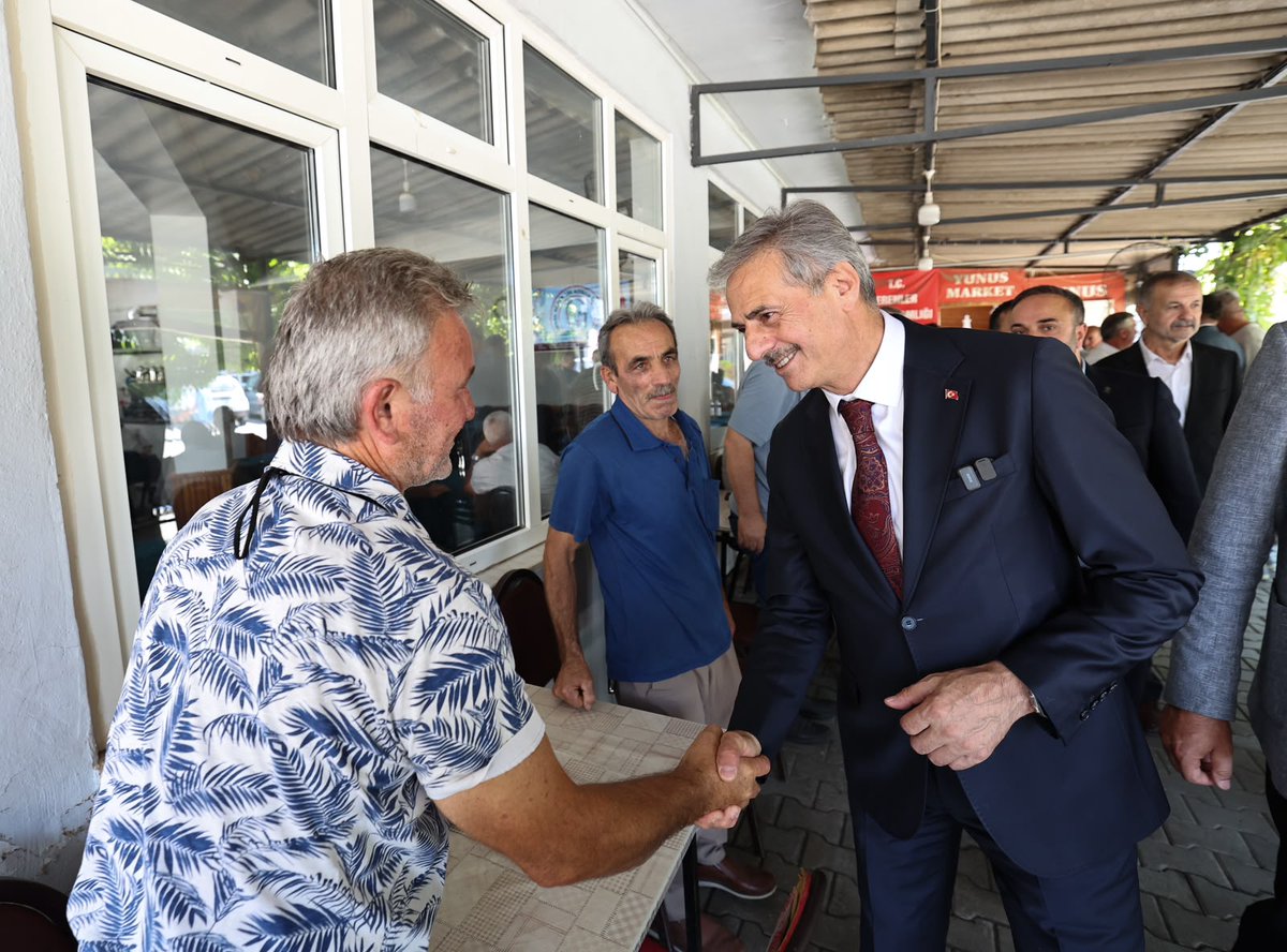 sbYusufAlemdar's tweet photo. AK Parti Erenler İlçe Başkanımız Ömer Barik, MHP Erenler İlçe Başkanı Mustafa Tamer ve çalışma arkadaşlarımızla birlikte Erenler Çaykışla Mahallesi Muhtarımız Faruk Yıldız’ı ziyaret ettik.

Çaykışla mahallemizin kıymetli sakinleriyle sohbet edip, mahalle Kuran Kursunda öğrenim gören evlatlarımızla kucaklaştık.
Rabbim sizlere zihin açıklığı versin.

Kıymetli hemşehrilerimize misafirperverlikleri için çok teşekkür ediyorum.
Birliğimiz kardeşliğimiz daim olsun.
#BuŞehirHepimizin