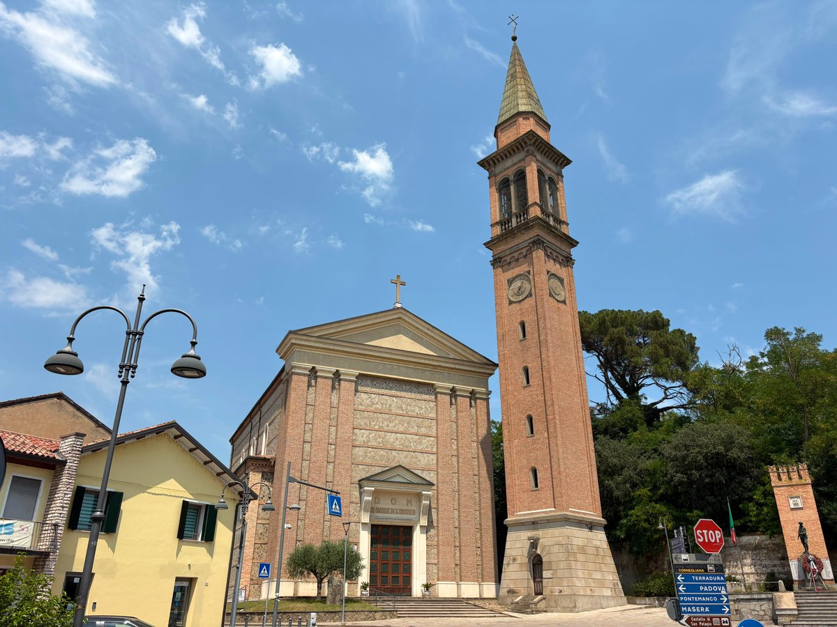TV2000it's tweet photo. Con #BorghidItalia alla scoperta di Due Carrare (Padova), comune nato nel 1995 dalla fusione delle due comunità di Carrara San Giorgio e Carrara Santo Stefano.
Oggi #9agosto ore 12.15 su #TV2000
📺 Canale 28
📡 157 Sky
📲 App #Play2000
@MarioPlacidini @comuni_anci @RegioneVeneto @diocesipadova