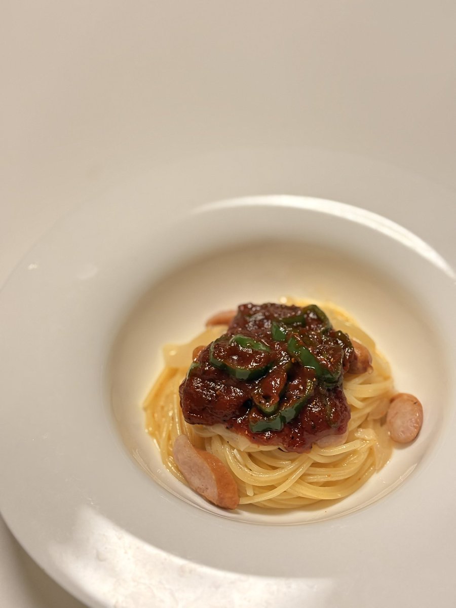 gomapasuta2005's tweet photo. #パスタ #ペペロンチーノ #ナポリタン
今日は混ぜぺぺナポリ

ぺぺとナポリタンの二刀流 https://t.co/thyslXcolU