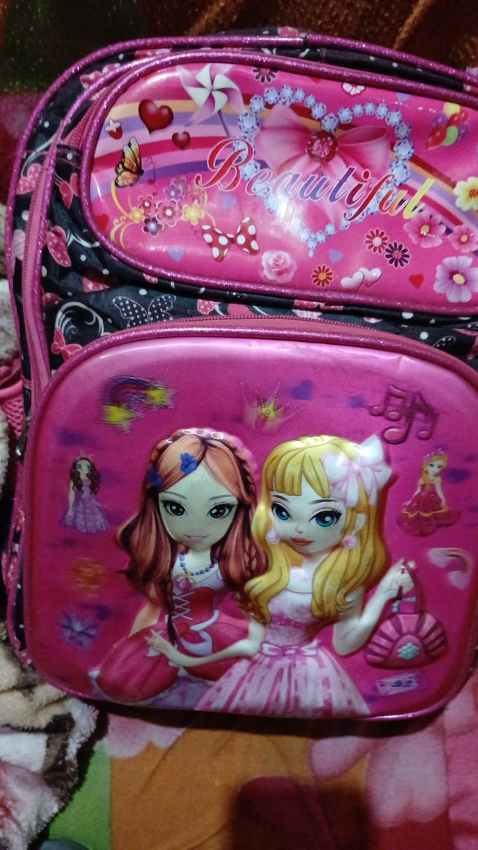 nnarusasulover's tweet photo. Eh mico usar essa mochila no 2° ano do ensino médio? https://t.co/kJlacGVR77