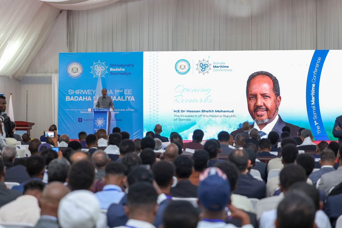 TheVillaSomalia's tweet photo. H.E. President @HassanSMohamud formally opened the 1st Somalia Maritime Summit in Mogadishu.

During his opening remarks, the President highlighted Somalia’s vast potential for investment and development in the maritime and blue economy sectors.

The President further noted that Somalia’s maritime domain is a strategic national asset with the potential to drive economic growth, create jobs, and strengthen regional connectivity.

“Somalia is reclaiming its place not only as a secure nation, but also as a leading maritime nation in the Horn of Africa and the Indian Ocean,” the President said.