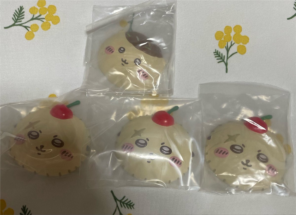 RC_TWICE_'s tweet photo. ちいかわ　ホイップマグ　交換

譲 : ラッコ×3、くりまんじゅう
求 : ハチワレ > カニちゃん

郵送希望です📮
お気軽にお声掛けください🙇‍♀️💕 https://t.co/HKDIffpwfL
