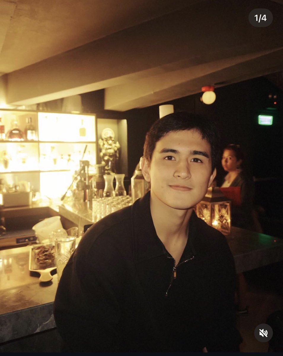 wannabearbie's tweet photo. Unsung Cuties of Star Magic:
Lets all meet ang isa sa mga maglalaro sa Star Magic Games this Aug. 23 sa SM Mall of Asia…. ᗩSᕼTOᑎ SᗩᒪᐯᗩᗪOᖇ
Cutie infairness!!! Sana bigyan pa sya ng mga projects para ma ibenta sa audience!!!
#AshtonSalvador
#StarMagicGames https://t.co/WwA0c4qWib