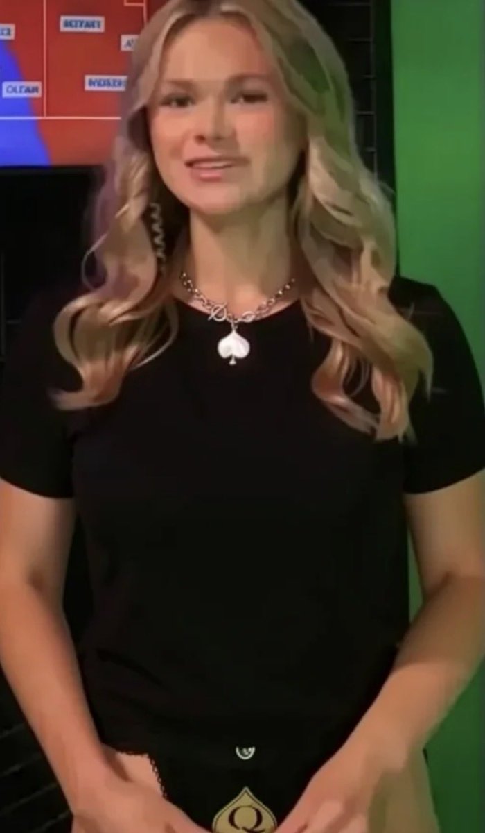 TxFlDOM's tweet photo. Brockport NY queen ♠️ @wxashleystanley lowkey slayin! For Taco Tuesday 🍒💥🍒 https://t.co/31tOeUiemY