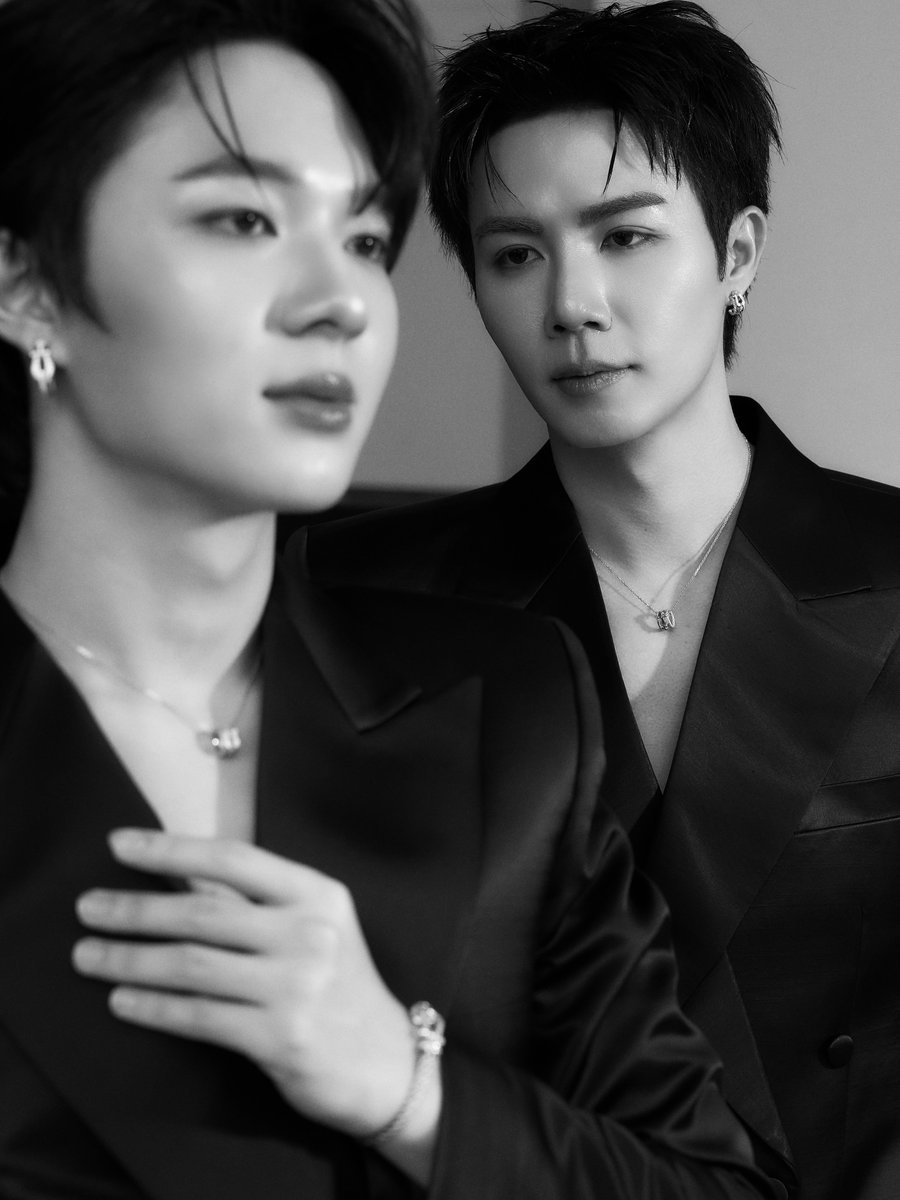 woainewofficial's tweet photo. 【☁️📷】
 ©️ ig : zeepruk
🗓 : 04.08.2026

🖤✨️ #FREDJewelry

ZNN x TH YContent2025
#ซีนุนิววายอวอร์ด25
#YcontentAwards2025xDMD
#ThailandYContentAwards2025

— @CwrNew ♡ #NuNew https://t.co/lHm79LhyEp