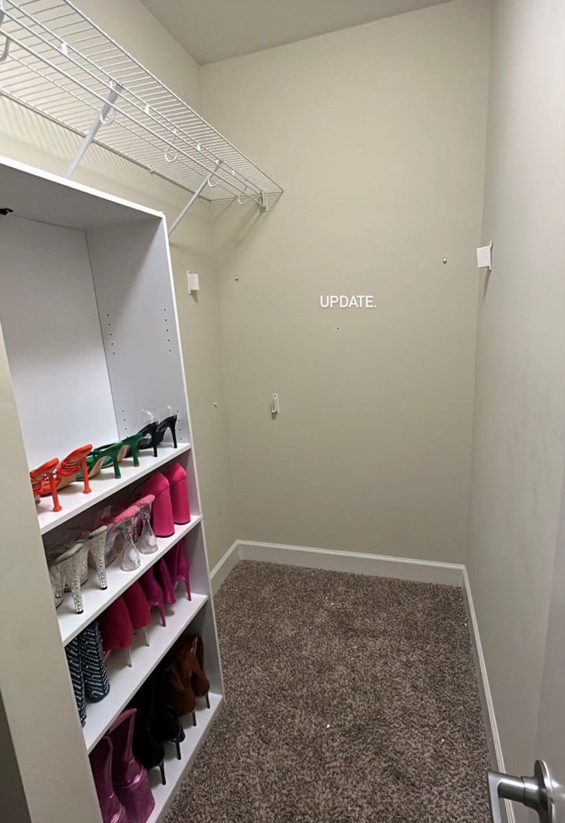 AkadeBemsen's tweet photo. Rent high as hell so I emptied out my closet and turned it into a room for my baby girl happy 4th birthday 🥹🥰🎉🥰🥹 https://t.co/A52eLcdQiA