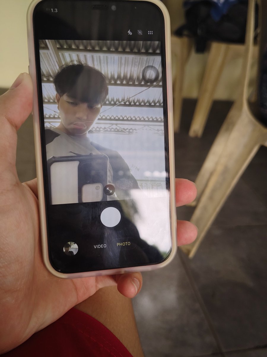 minoinpapoi's tweet photo. e anu baket moka raw aku nerd e 😂😂 https://t.co/Gi7Aio3Abl