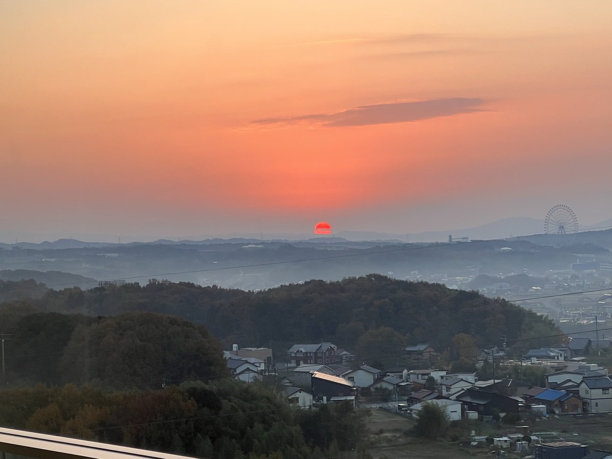 mobile_theater's tweet photo. 引用したのはこっちが一番近い https://t.co/t91GOKKnNO