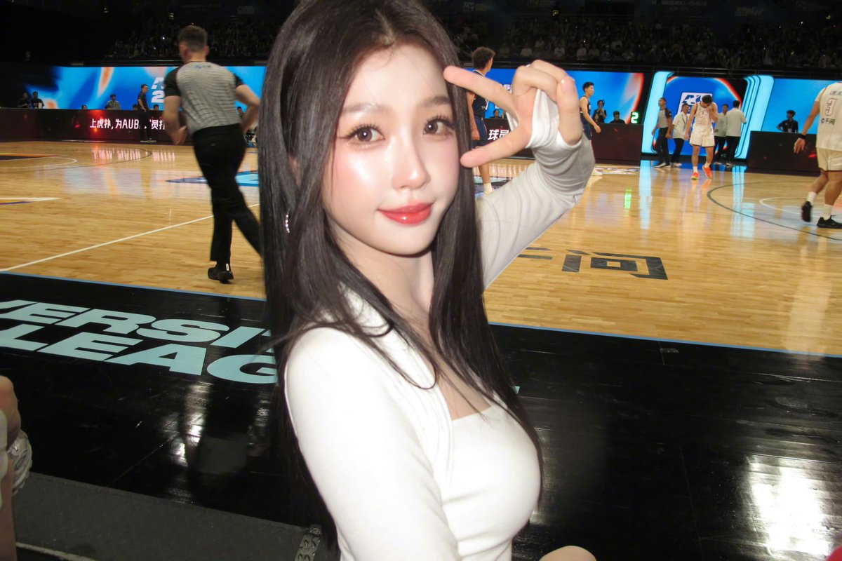 bieaita's tweet photo. 우서흔 얼굴 좋아요💕🏀💦 https://t.co/S2B1EIwDXw