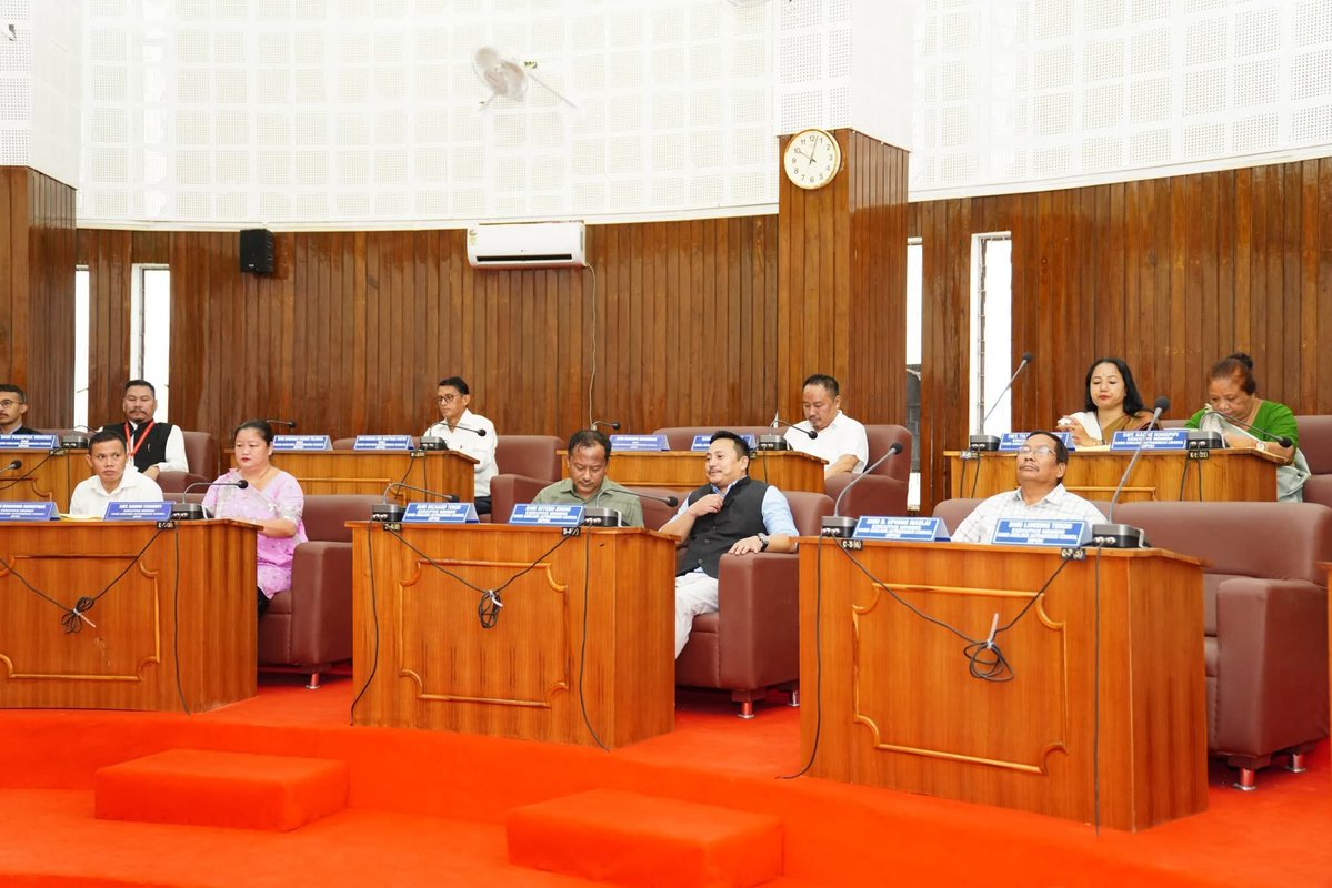 TuliramRonghang's tweet photo. Productive discussions on Day 2 of the Karbi Anglong Autonomous Council Emergent Session as we finalize the District Budget & Inherent Subject Budget (FY 2026–2027).

@himantabiswa @RanjeetkrDass Dr. Habbey Teron Raju Tisso @AvijitKroMAC @CMOfficeAssam @mygovassam #kaac #KarbiAnglong