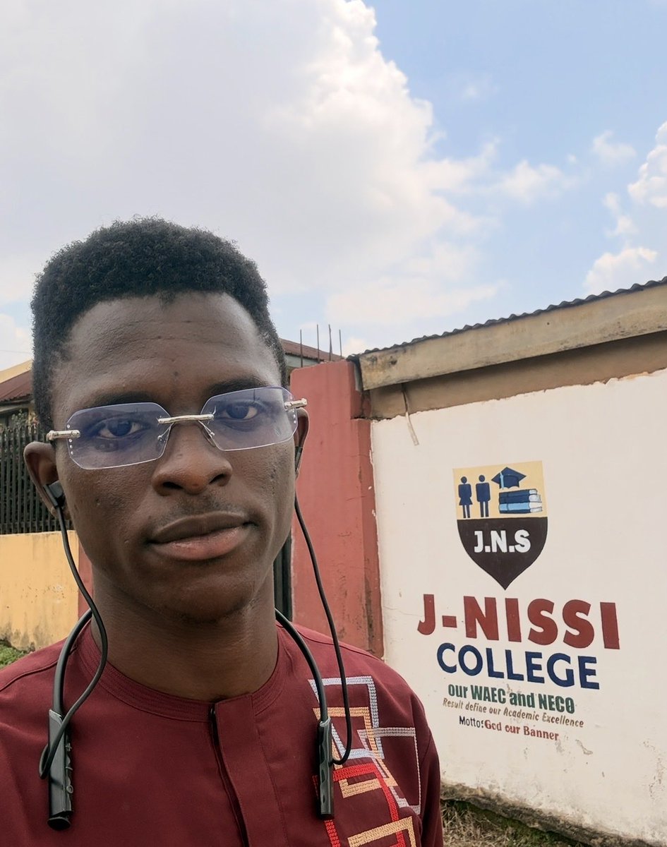 wittyprince_'s tweet photo. At J-Nissi College today. Small independent schools like this are exactly where AI literacy needs to show up first, not just the big-name ones. https://t.co/pAmzVXt3M9