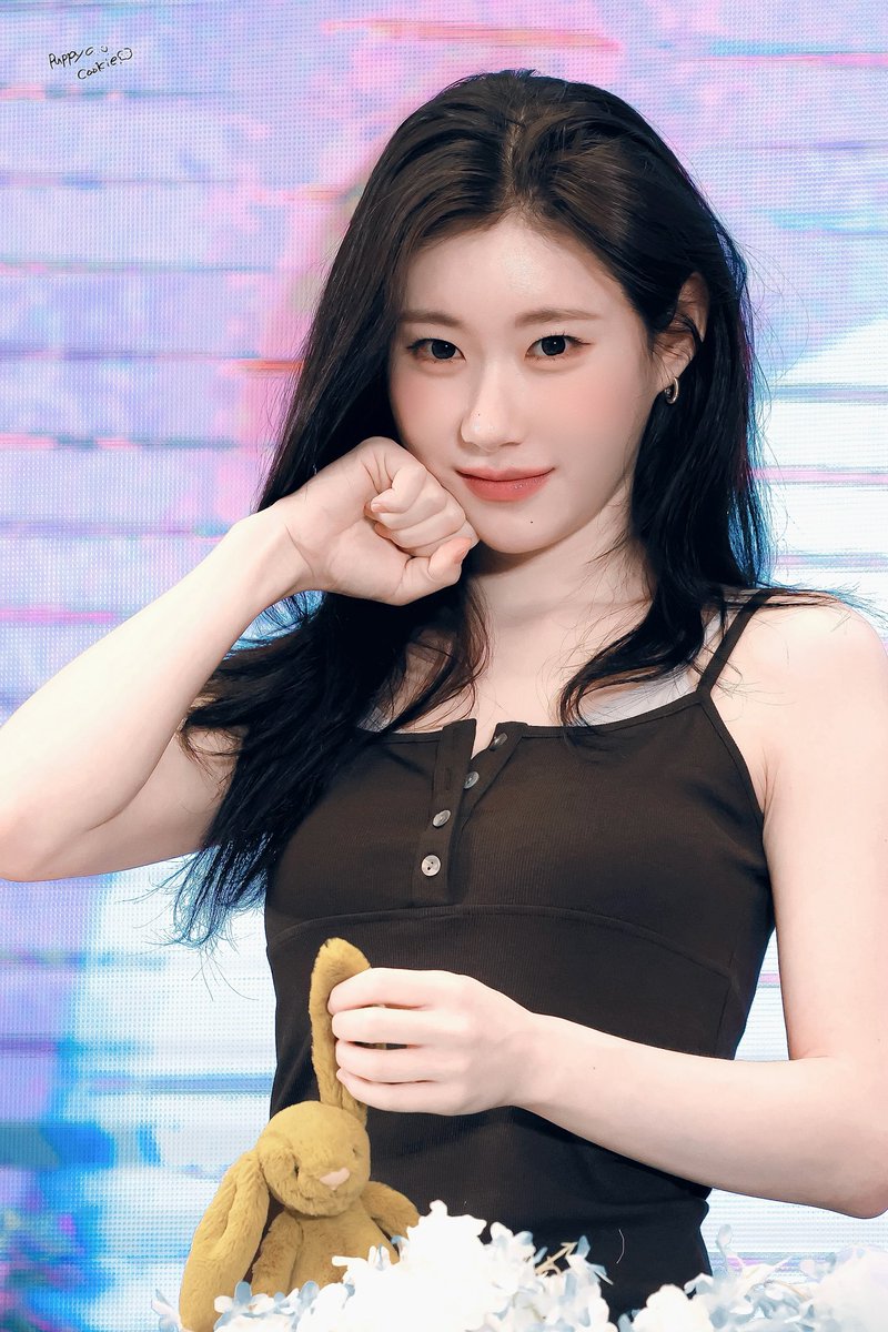 cookieeee0605's tweet photo. 260801 심천팬싸
#ITZY #CHAERYEONG #있지 #채령 https://t.co/FluP9pEgob