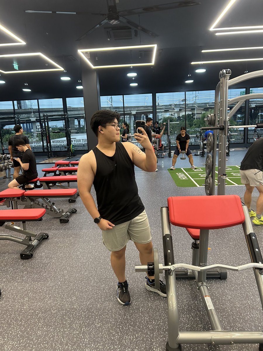 outrageousorb's tweet photo. คัมแบ้ก!!!! รอเลยร่างทอง https://t.co/zDHcoG4KL7