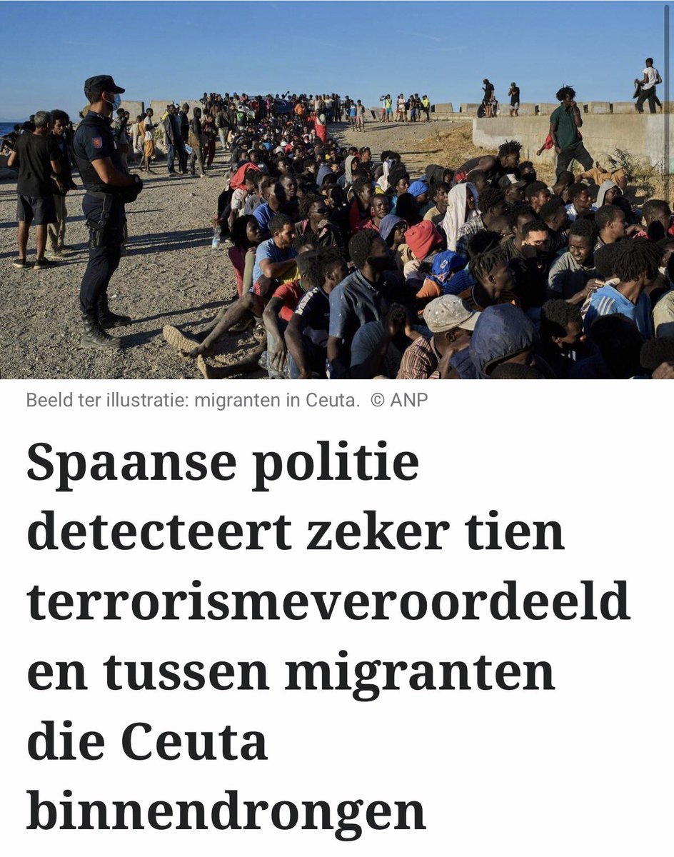 geertwilderspvv's tweet photo. Islam. Terreur. Invasie.

Met dank aan de verraders van links en hun liberale vrienden.

De open grenzen aanhangers, de islam lovers, zij die ons land weggeven en kapotmaken.

Het nieuwe parlementaire jaar wordt een snoeihard politiek gevecht om ons land te redden vd ondergang. https://t.co/6f5u7645HR