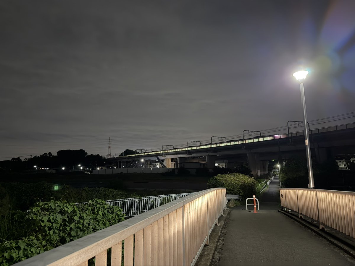 syohanabi's tweet photo. あー良き涼しさな夜…
もう年末までこれでいいよ毎晩 https://t.co/I9VjDvIFPp