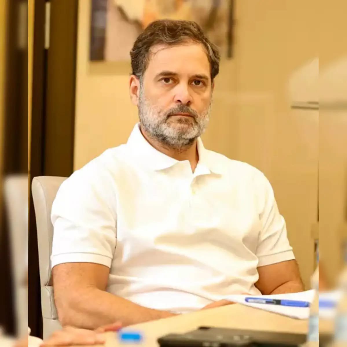 JaikyYadav16's tweet photo. हाल ही में नरेंद्र मोदी जी जब नार्वे की यात्रा पर थे तब उनसे कड़े सवाल करने वाली वहां की पत्रकार Helle Lyng एक बार फिर चर्चा में है।

Helle Lyng चर्चा में इसलिए हैं क्योंकि वह राहुल गांधी का इंटरव्यू करना चाहती हैं, 

उन्होंने बताया कि मैने राहुल गांधी से इंटरव्यू के लिए कहा था लेकिन उन्होंने कोई जवाब नहीं दिया।

उन्होंने आगे यह भी बताया कि मुझे यह जानना है कि राहुल गांधी अगर प्रधानमंत्री बनते हैं तो वो भारत के लिए क्या क्या करेंगे।

यह महिला पत्रकार अब नार्वे से ज्यादा भारत की राजनीति और यहां के मुद्दों पर ज्यादा ध्यान दे रही है।