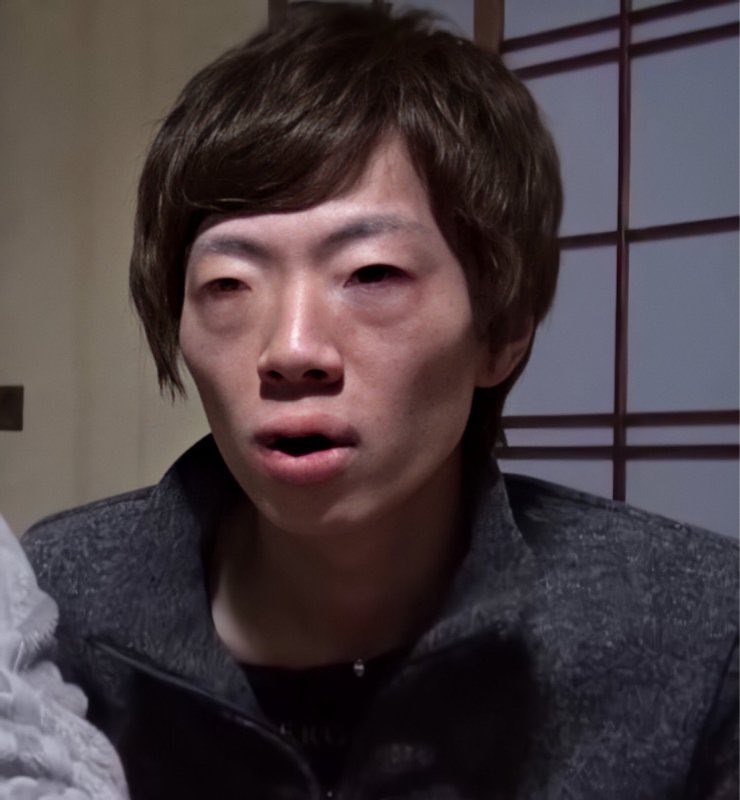 shinnyu_kotei's tweet photo. さっき冷蔵庫にあったグミたべたんだけど、あれなに？ https://t.co/zsnESQKn3v