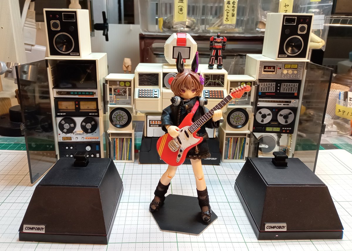 candymeteor2's tweet photo. (・ ・)っ🎸 < きいてください かがくせんたい だいなまん https://t.co/o7c6mYeTFv