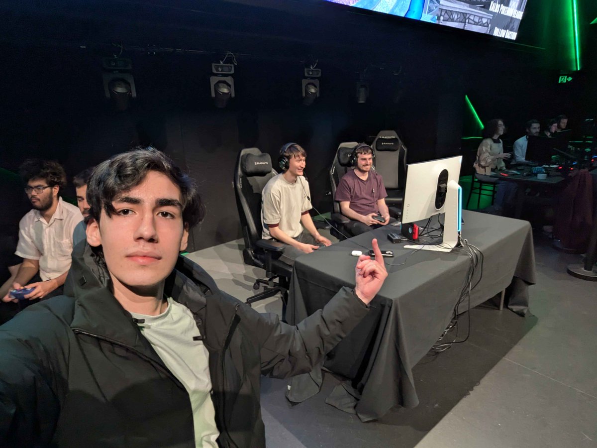 sydneysmash's tweet photo. Congratulations to the top 8 of Offstage 163
1st: @Shmuey
2nd: @Ryan_E65
3rd: @brazil_JO21H
4th: @Nichirin____
5th: @Mr_Dugongs and @kengo_ssbu
7th: @nickapriicot and @FOODreturns https://t.co/Du2G74hajg