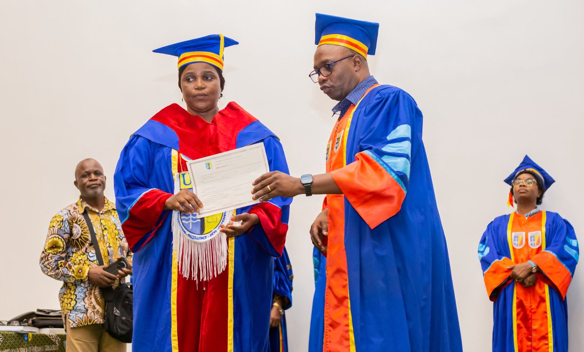 RectoratUp1793's tweet photo. Félicitations à Mme Merando Nankwaya Afukini, qui a brillamment soutenu sa thèse de doctorat ce 31 juillet 2026 à l'UPN sur le leadership féminin dans le secteur informel en RDC.
Il sied de signaler que la candidate a obtenu le grade de Docteure avec la mention Grande Distinction https://t.co/PJeban3K2l