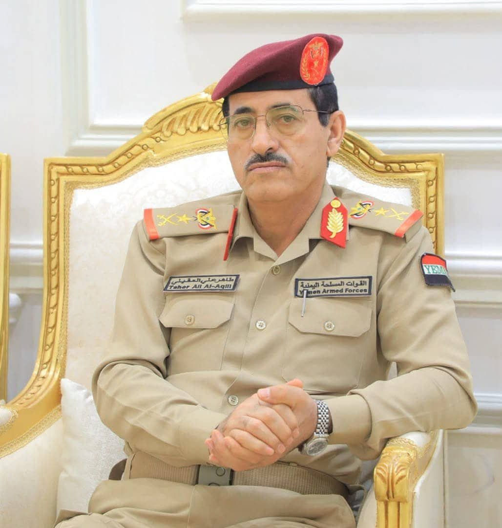 AlhodelGhalep's tweet photo. وزير الدف��ع: رفض بعض قادة الوحدات آلية صرف المرتبات الجديدة عبر البنوك واتخذوا أوضاع الجبهات ذريعة للضغط والابتزاز https://t.co/yISFo90sYk