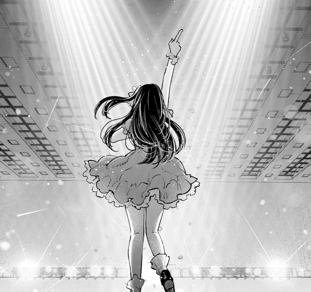 nNervus's tweet photo. This iconic pose of hers is everywhere🥹 https://t.co/tfex8KebSO