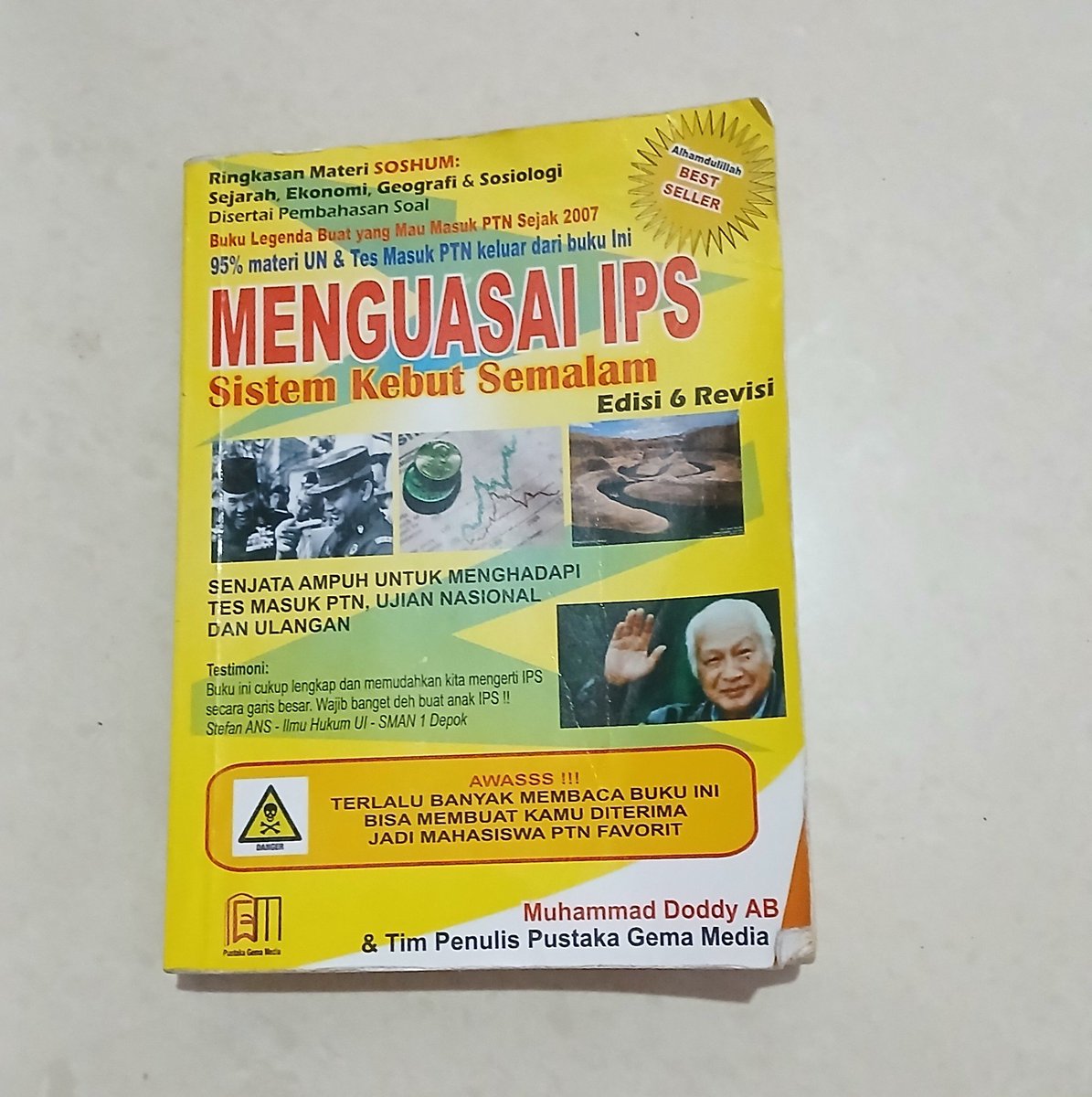 keittendusdt's tweet photo. WTS PRELOVED BUKU SKS MENGUASAI IPS 20K #zonauang
#preloved 

- noda kuning
- sedikit lipatan
Tapi masih layak banget buat dibaca ^___^

Dom sby tapi bisa luar sby, ongkir ditanggung pembeli https://t.co/PGR1QgYA9Y