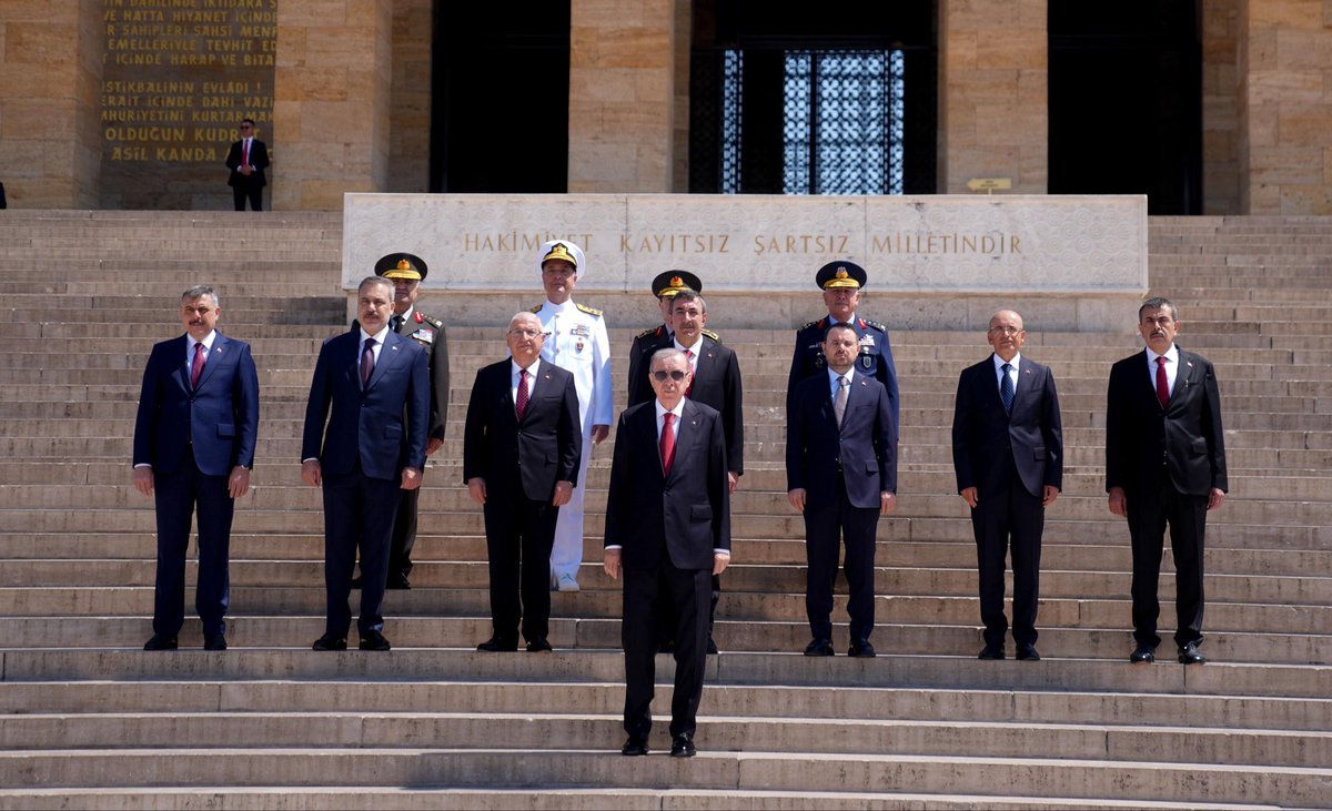_cevdetyilmaz's tweet photo. Cumhurbaşkanımız Sayın @RTErdogan’ın başkanlığında icra edilen Yüksek Askeri Şûra kararlarının milletimize, devletimize ve kahraman ordumuza hayırlı olmasını temenni ediyorum. 

Hava Kuvvetleri Komutanlığına atanan Orgeneral Rafet Dalkıran'a; görev süresi uzatılan Deniz Kuvvetleri Komutanı Oramiral Ercüment Tatlıoğlu'na hayırlı olsun dileklerimi iletiyor, görevlerinde başarılar diliyorum. 

Komuta kademesinde daha önce görev yapan komutanlarımıza bugüne kadarki hizmetleri için teşekkür ediyor, terfi alan ve görev süresi uzatılan tüm askerlerimize muvaffakiyetler, emekli olanlara sağlıklı ve huzurlu bir ömür temenni ediyorum.