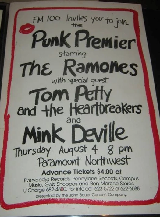 70sweekly's tweet photo. August 4, 1977 Paramount Theatre, Seattle, WA https://t.co/2m4UdjUNRY
