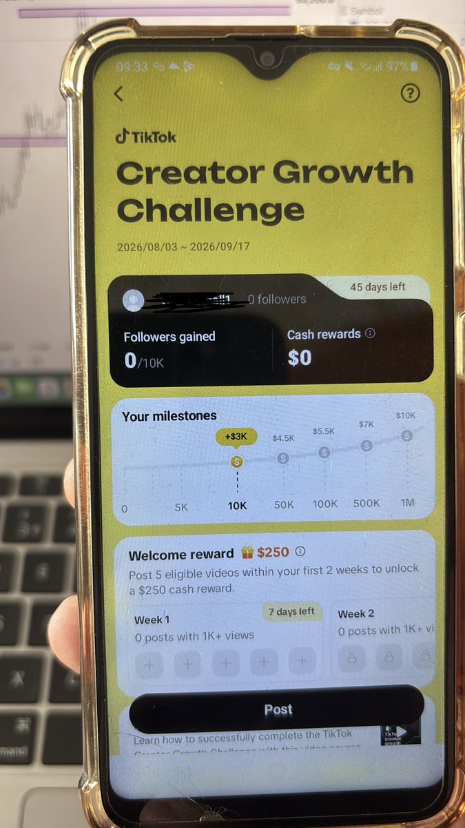 tiktokpluggcgp's tweet photo. Anyone needs a cheap account for creator growth challenge for TikTok inbox me right now going cheap #tiktok #creatorgrowthchallenge #money https://t.co/cErMtz24El